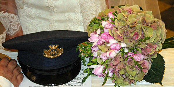 cappello-e-fiori.jpg